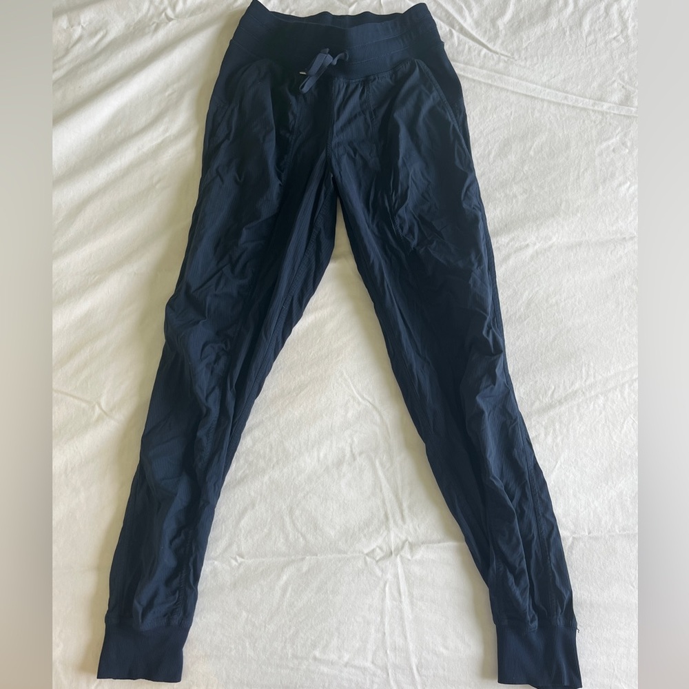 Lululemon dance studio jogger